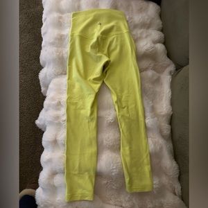 Lululemon size 2 align high rise 23inch crop